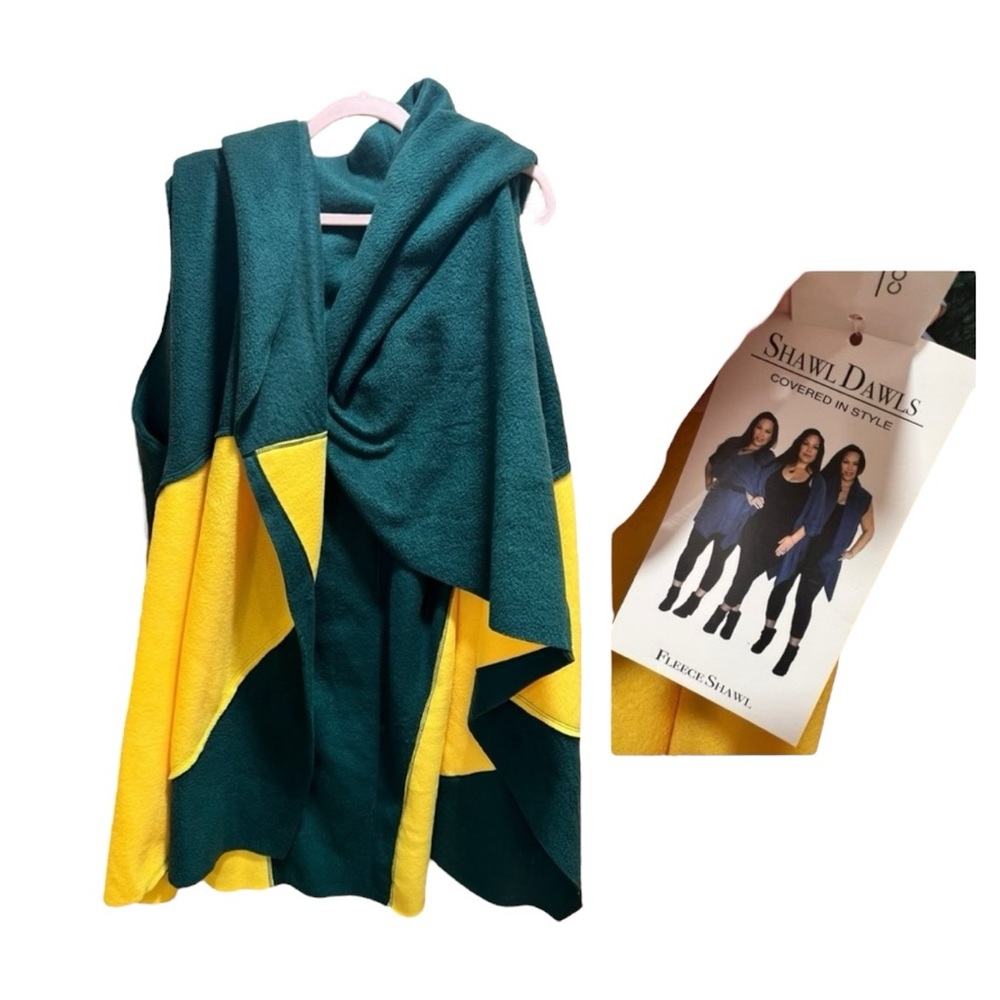 Women's Shawl Dawls Fleece One Size Green Yellow Green Bay Packers NWT JIT12